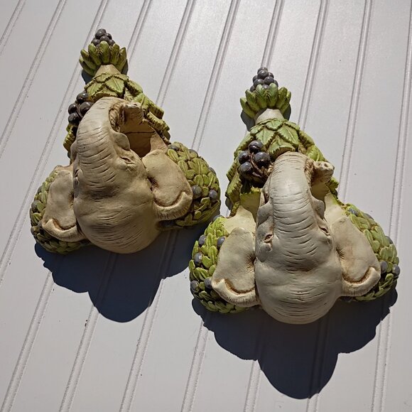 Vintage Pair of Elephant Brackets Drapery Sconce Corbels Chalkware MCM Wall Art - Picture 9 of 14